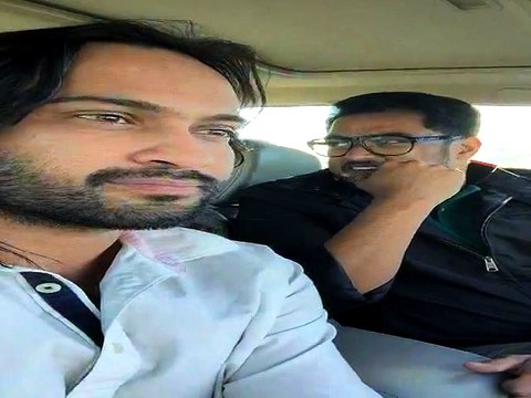 Waqar Zaka Showing the threats he recieved for Exposing Pakistani Cricketer from World Cup 2015