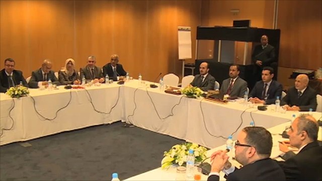 المبعوث الأممي لليبيا يبحث تشكيل حكومة وحدة وطنية