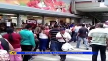 Hacer largas colas es el segundo trabajo de los venezolanos