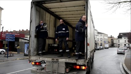 Bruyante démonstration des Mory Ducros dans la Marne