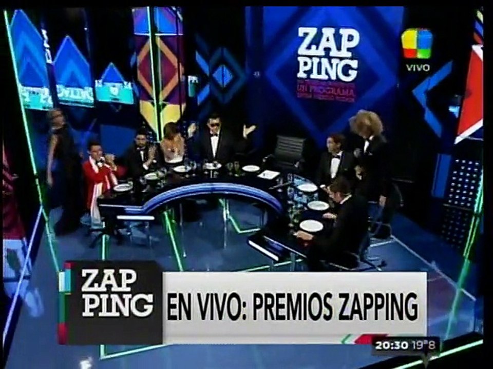Las pizzas de 36 Billares llegaron a Zapping Martes 24/3 - Parte 1