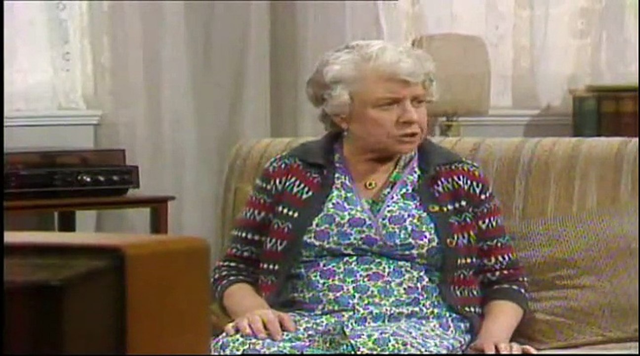 Maggie & Her. The Return Of Fred. Series 2 Episode 5