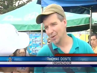 Fresas protagonizaron una guerra cargada de risas y diversión