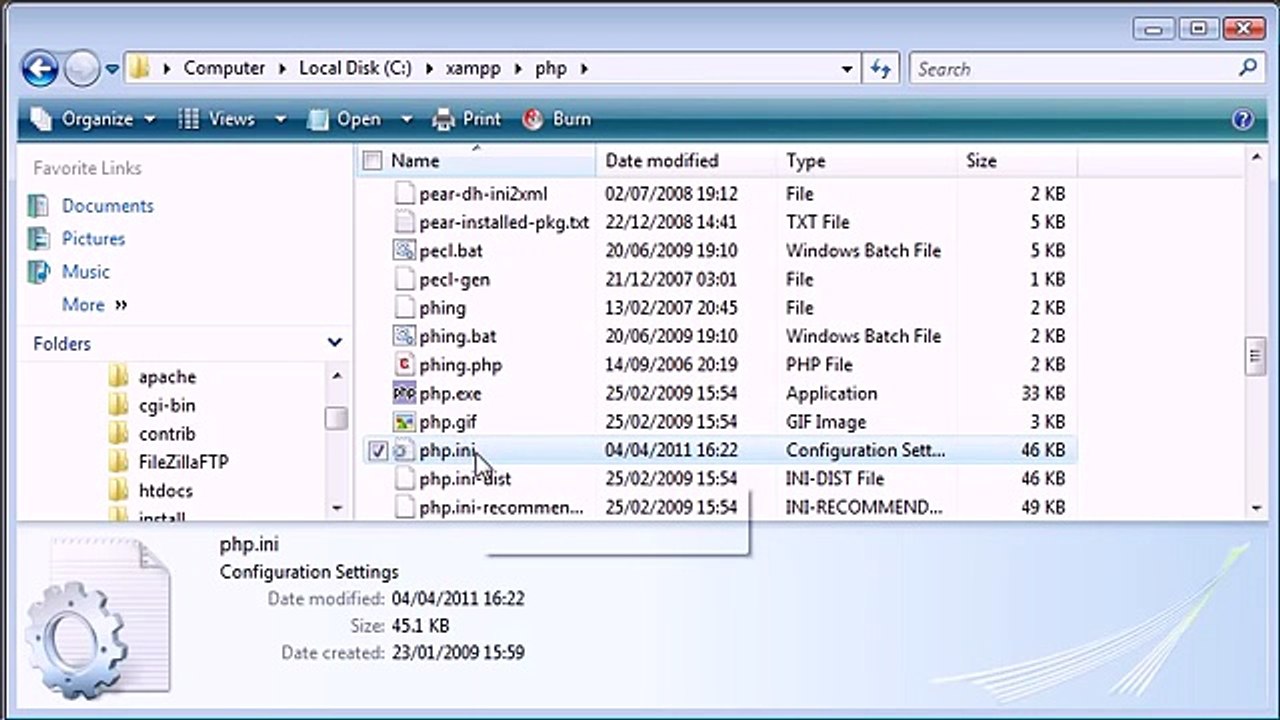 Beginner PHP Tutorial - 14 - Error Reporting
