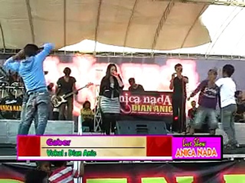 anica nada GALAU BERAT dian anic live show @ lagu dangdut