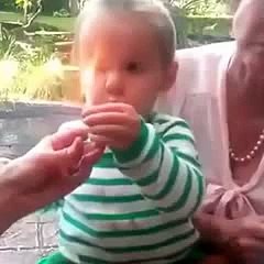 Sönmeyen Mum ve Bebek