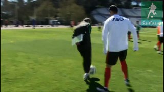 Cristiano Ronaldo tap xau kim