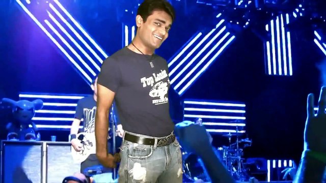 Crazy indian guy covers Whats My Age Again (Blink 182)