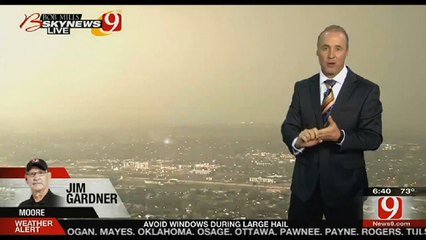 Triple Tornade filmée à  Moore, Oklahoma