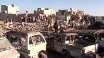 Dévastation autour de l'aéroport de Sanaa après les frappes de l'Arabie saoudite