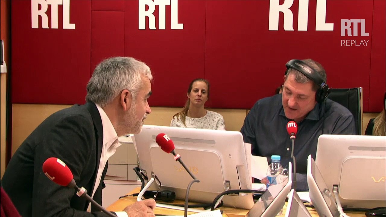 France-Brésil : "Entre ici, Didier Deschamps !", clame Pascal Praud