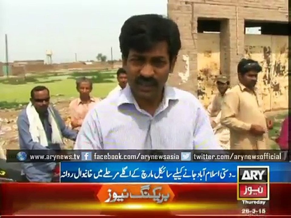 Jamshed Dasti en route towards Islamabad on a cycle