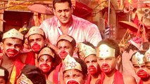 Salman Khan SHOOTS With Little Hanuman's For 'BAJRANGI BHAIJAAN' Song