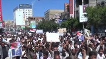 الحوثيون يقتحمون مكتب شبكة الجزيرة بصنعاء