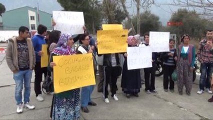 Manisa Mahkum Yakınlarından Cezaevi Önünde Eylem