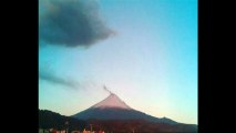 Deux volcans en éruption en même temps au Mexique