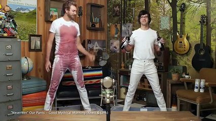 Les créations de ce street artiste ne se dévoilent que sous la pluie !