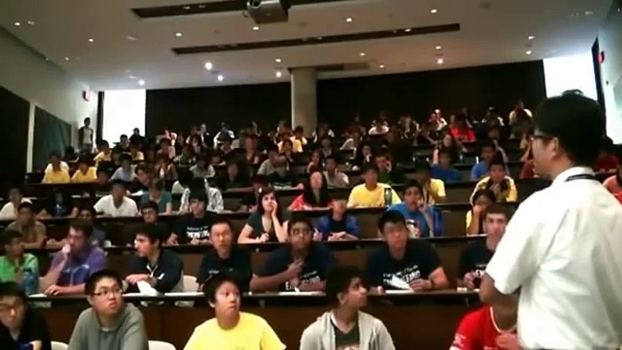 EPIC UNIVERSITY PRANK DURING EXAM