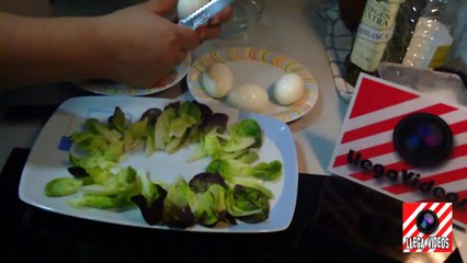 Les champignons vénéneux Egg et tomates