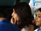 Anushka Sharma Reaction When Virat Kohli OUT By MG Johnson -