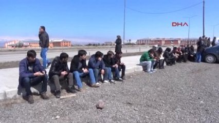 Erzurum Kırmızıda Geçen Halk Otobüsü Üniversiteli Kızı Öldürdü