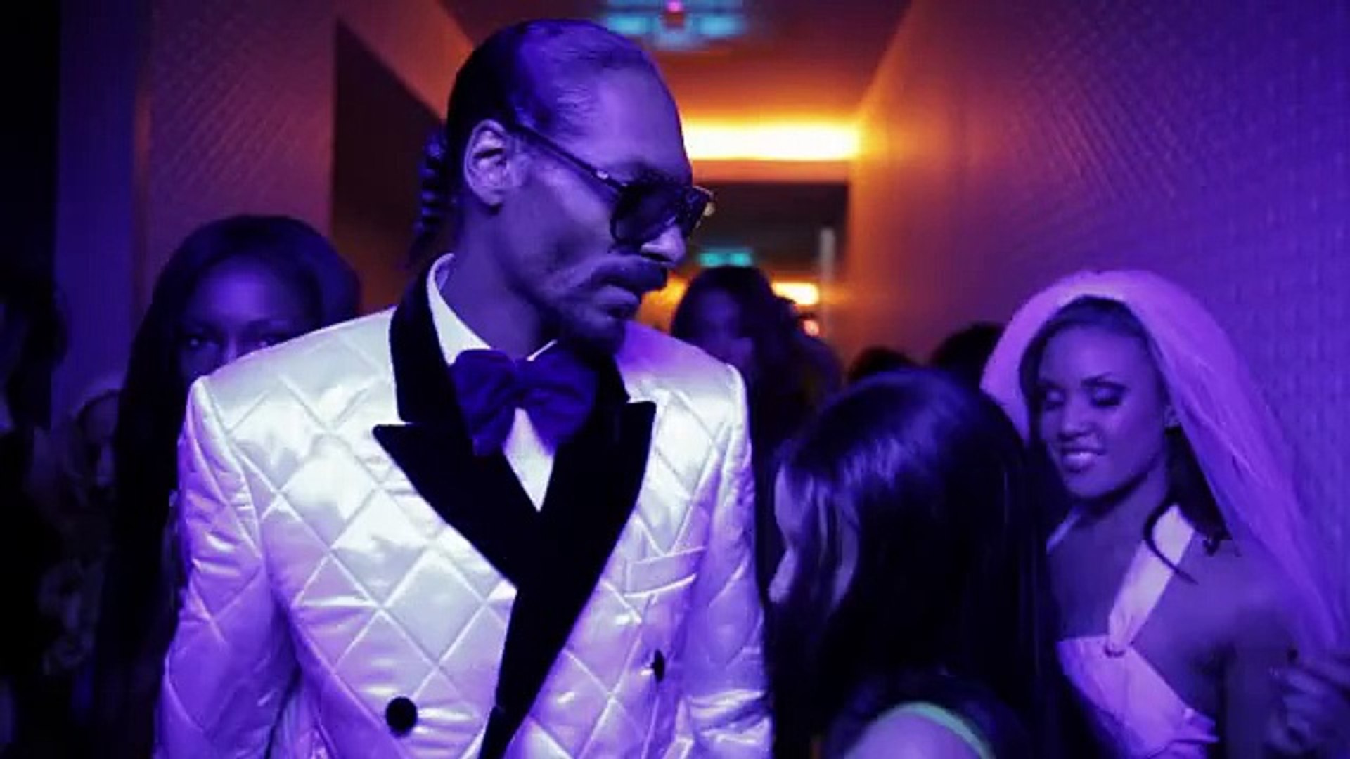 Snoop Dogg - 'Sweat' Snoop Dogg vs David Guetta (Remix ...