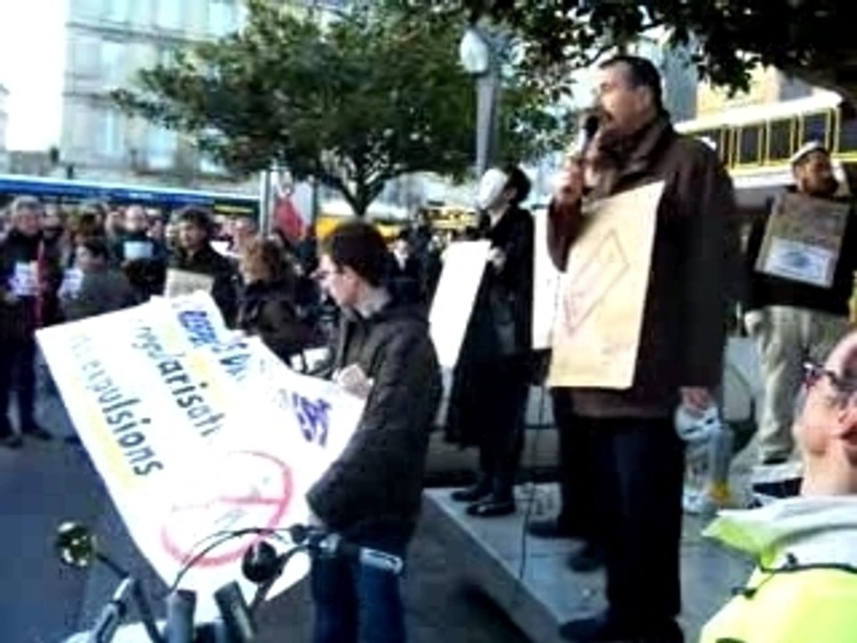 Alain Gruenais avec les sans papiers !