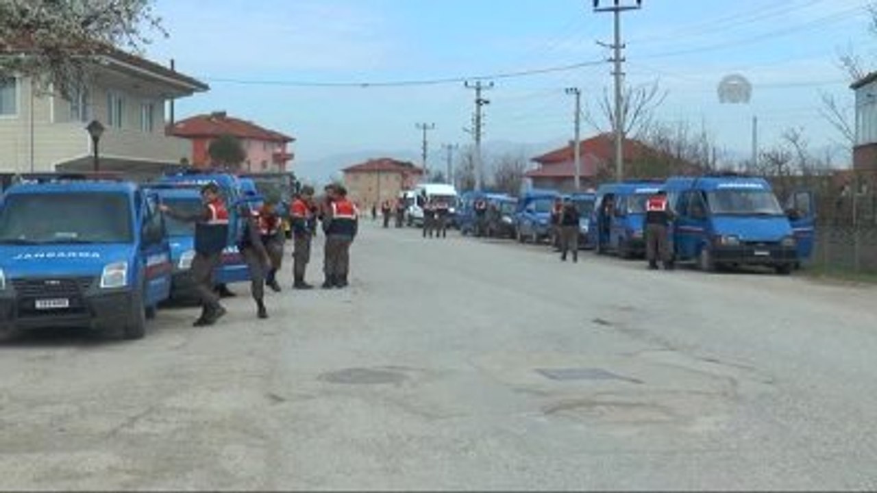 Beyköy'de 200 Jandarma Eşliğinde Haciz İşlemi