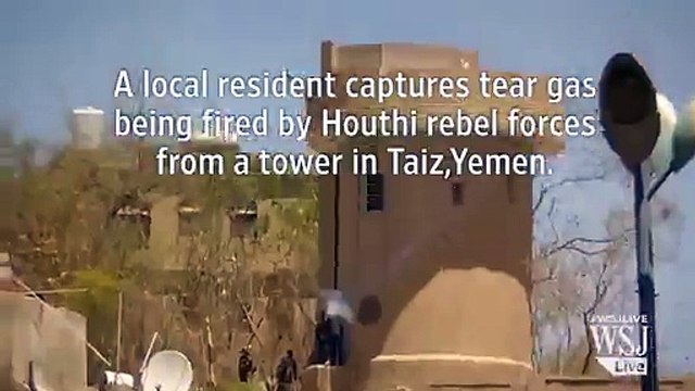 Houthi Forces Fire Tear Gas at Yemen Protesters