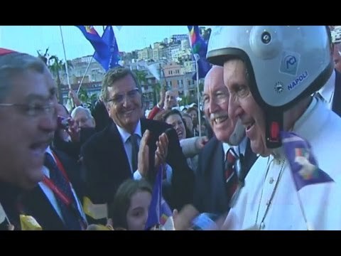 Napoli - Il Papa sul Lungomare Caracciolo (21.03.15)