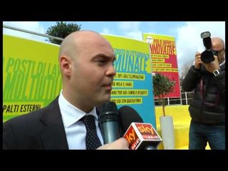 Pomigliano (NA) - M5S, Di Maio presenta il candidato sindaco De Falco (14.03.15)