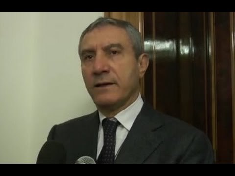 Napoli - Il ruolo della Banca Europea Investimenti per la crescita (17.03.15)