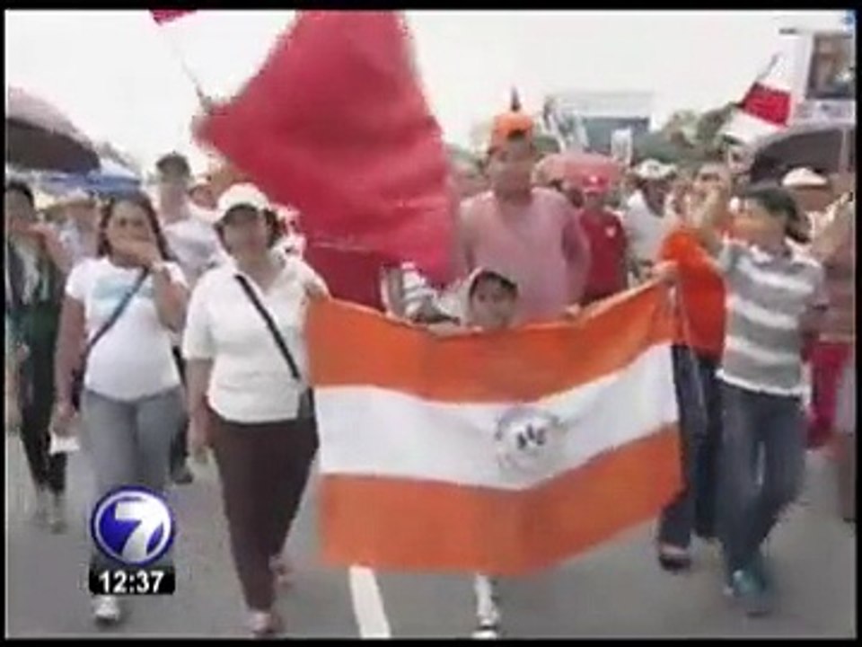 Educadores no deponen la huelga y cierran rutas nacionales