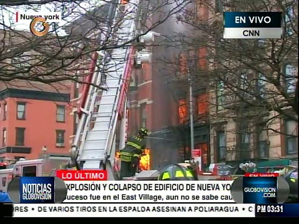 Edificio colapsa tras explosión en Nueva York