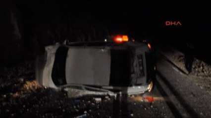 Besni'de Otomobil Devrildi: 4 Yaralı