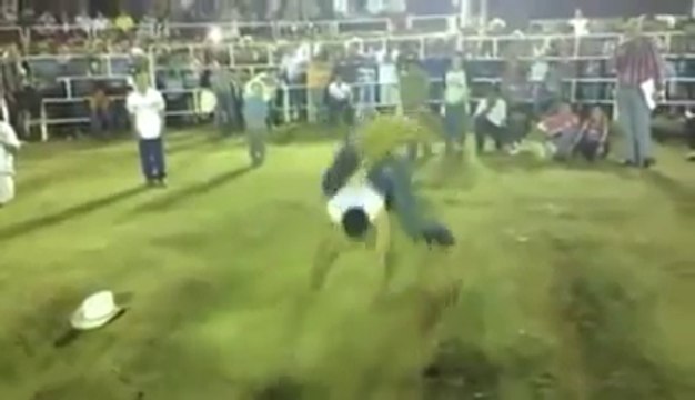 Rodéo humain avec un enfant