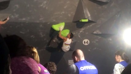 Un mouvement incroyable en escalade