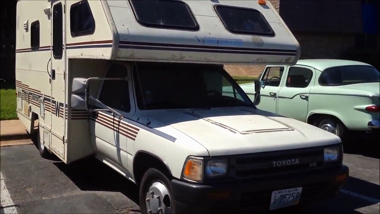 Toyota RV/Camper Remodel: Winnie's Transformation (Simple Living and Travel)