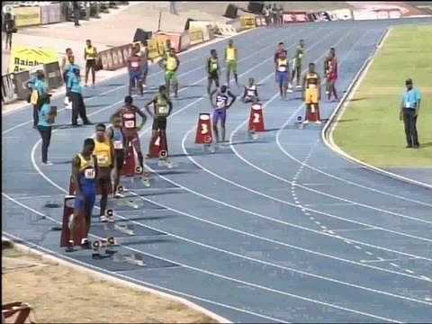 Christopher Taylor (Calabar) Winning His Class Two 200m Semi-Finals (20.94 secs) - Champs 2015