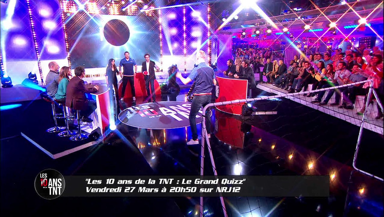 Manu marque un but au gardien champion du monde de handball !