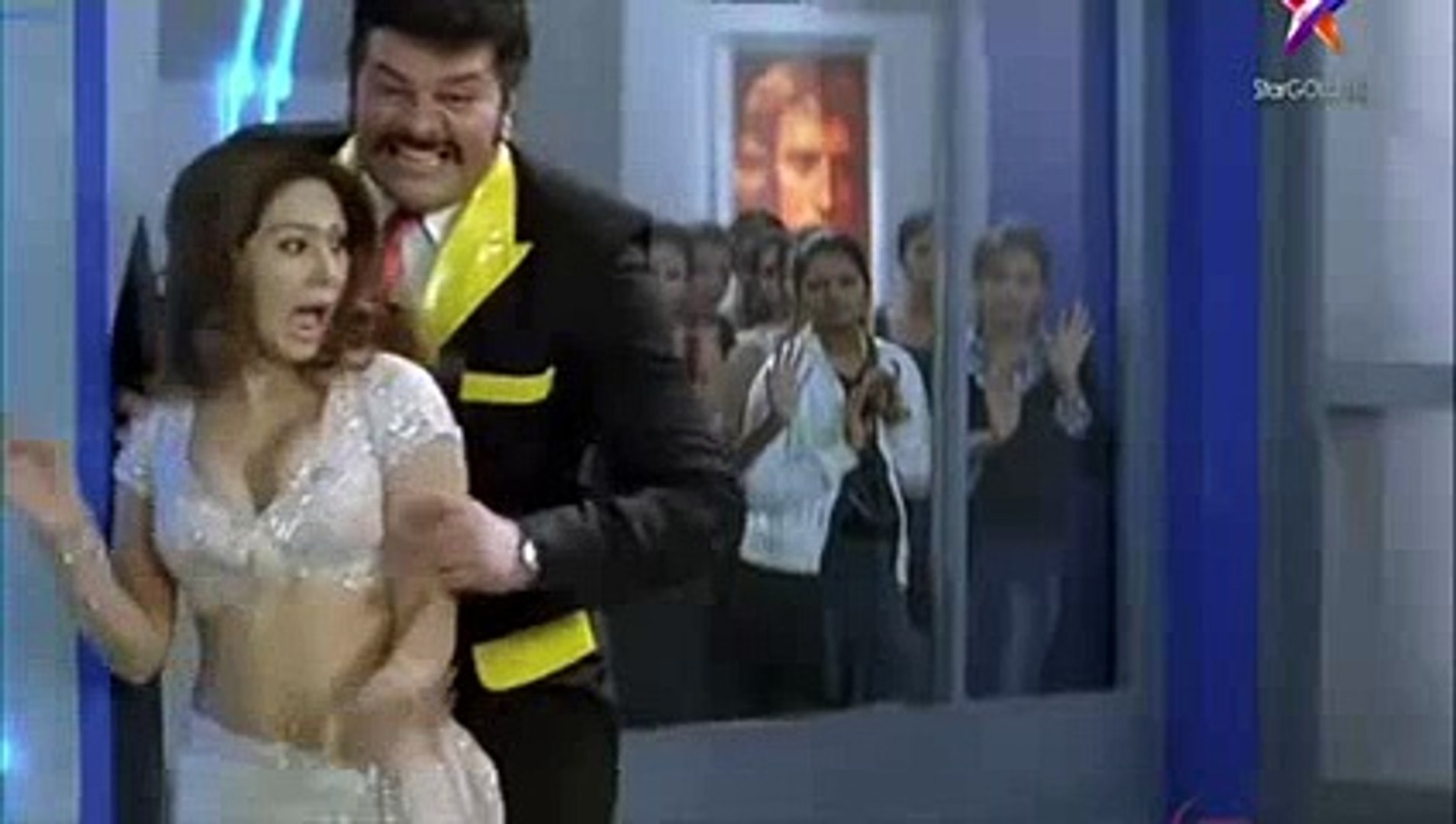 Reshma sexy scene