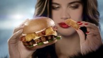 La top model de Victoria’s Secret Sara Sampaio dans une pub chaude pour Carls Jr.