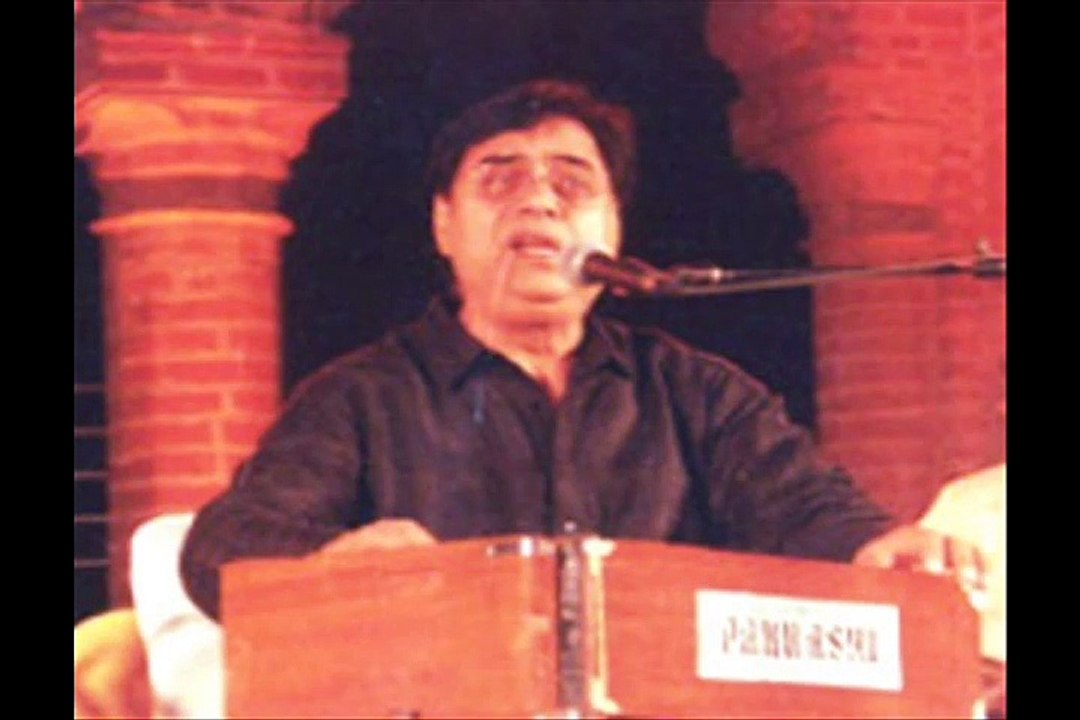 APNEE AANKHON KE SAMANDAR MEIN