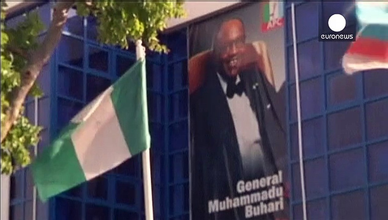 Wahlen in Nigeria: Goodluck Jonathan und Rivale liegen gleichauf