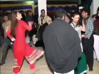 Mumbai Wedding Celebration Night With Local Dancers