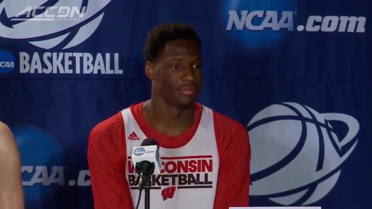 Basketteur embarrassé