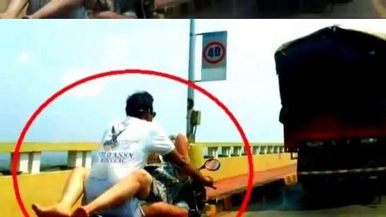 --Couple fined for posing sex on a bike in Goa--