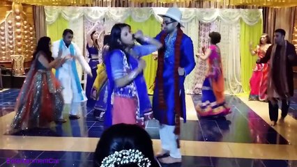 Romantic Desi Couples Dance On Mehndi