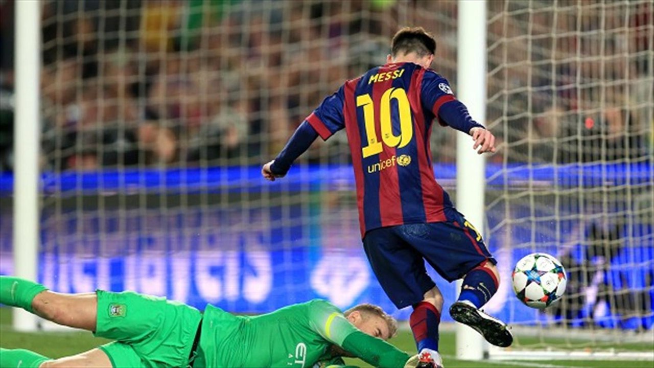 Cristiano Ronaldo & Lionel Messi ● Humiliating Goalkeepers