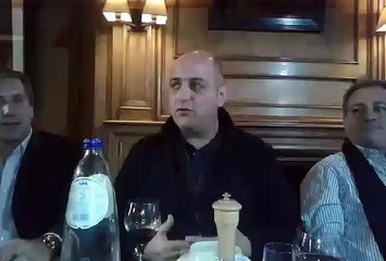 Γεύμα ΚΟΠ σε δημοσιογράφους